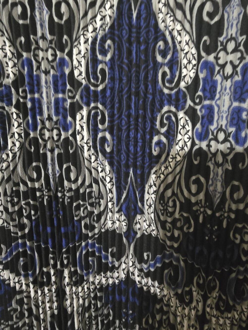 Plus-Size Navy Paisley Button-Front Blouse - Picture 4 of 4